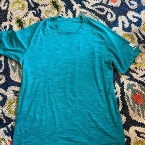 Lululemon shirt